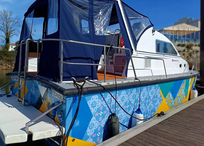 Sleepboat Luxlife Yatch Porto