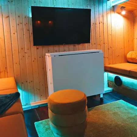 Sleepboat Luxlife Yatch Botel Porto