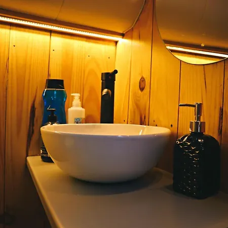 Sleepboat Luxlife Yatch * Porto