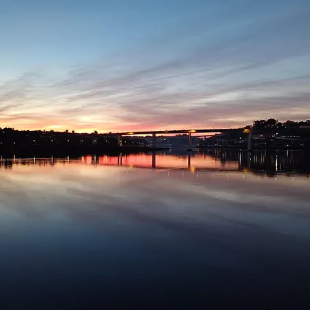 Sleepboat Luxlife Yatch