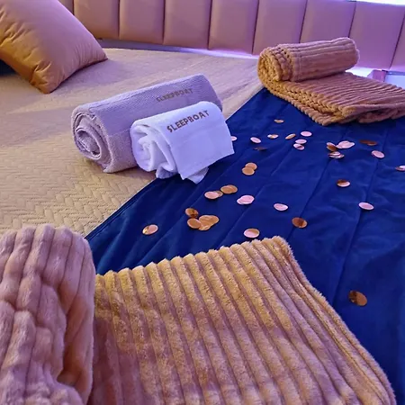 Sleepboat Luxlife Yatch 波尔图