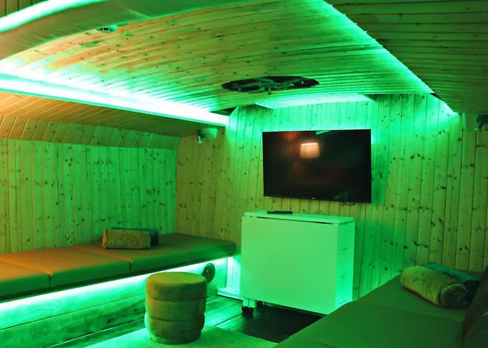 Sleepboat Luxlife Yatch * Oporto