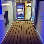 Ботель Sleepboat Luxlife Yatch Порту