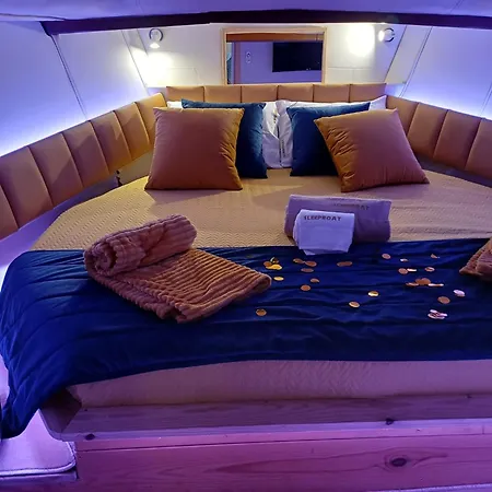 Ботель Sleepboat Luxlife Yatch Порту