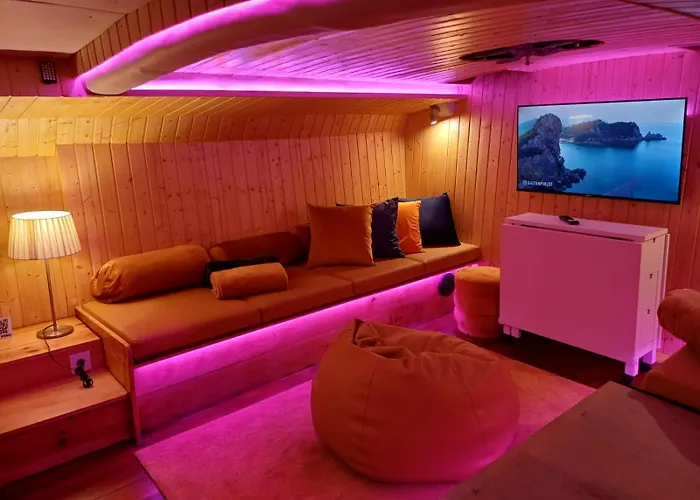 Bateau-hôtel Sleepboat Luxlife Yatch *