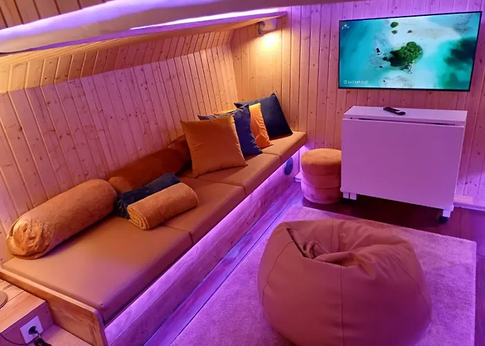 Bateau-hôtel Sleepboat Luxlife Yatch